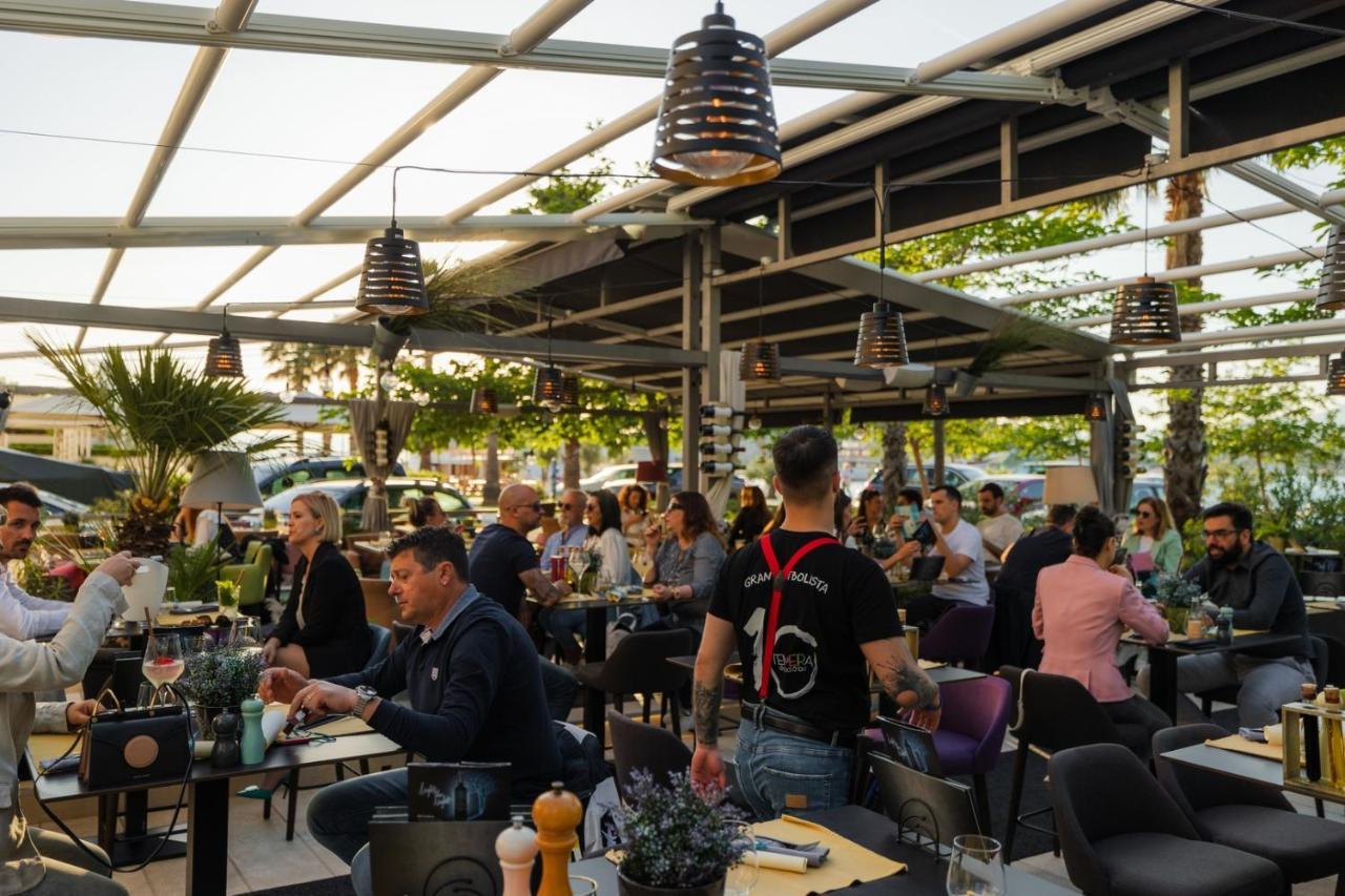 Apartel Park Osejava ماكارسكا المظهر الخارجي الصورة