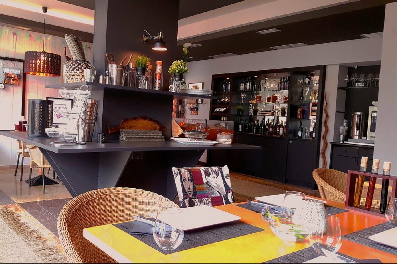 Apartel Park Osejava ماكارسكا المظهر الخارجي الصورة
